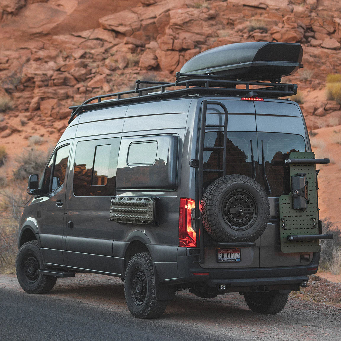 MERCEDES SPRINTER 144" FLARES - Flarespace