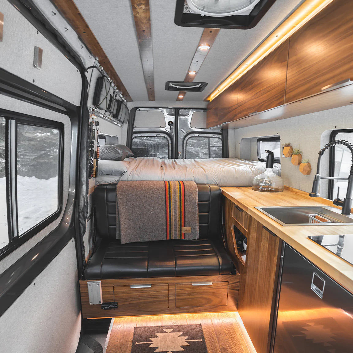 MERCEDES SPRINTER 144" FLARES - Flarespace