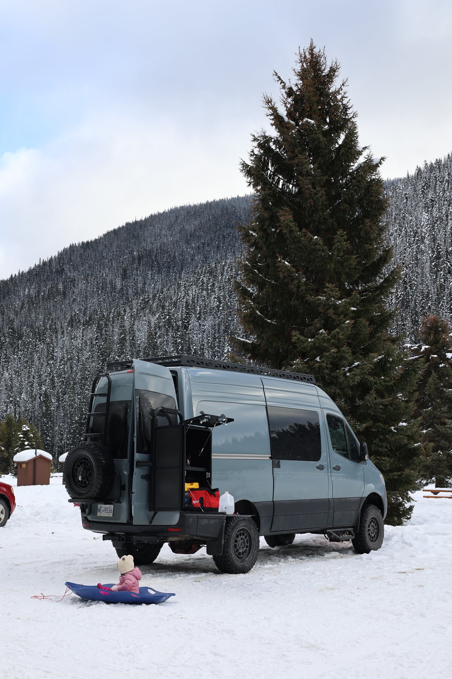 Sprinter Rear Door Aluminum Gear Rack - NO DRILL