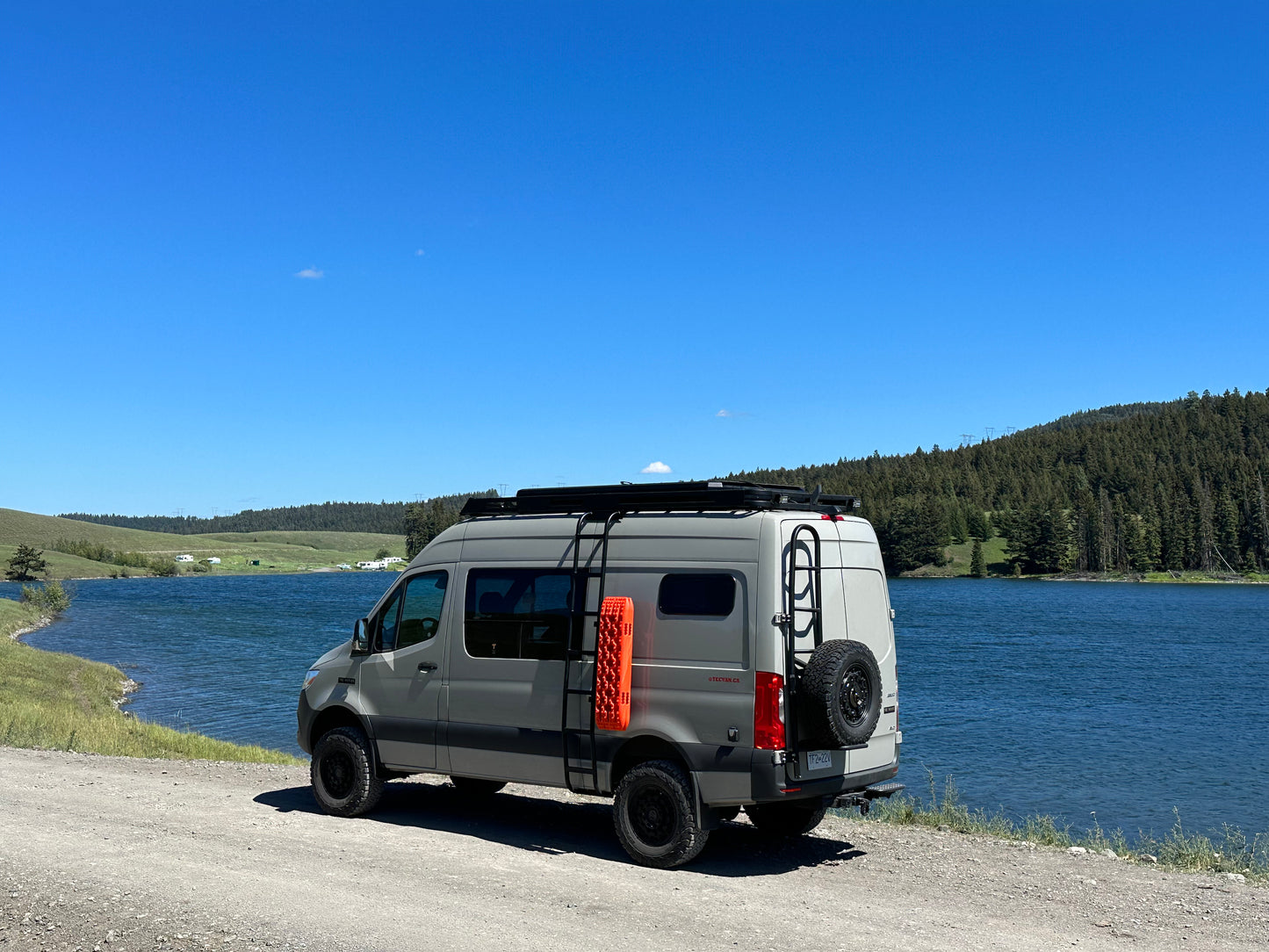 Sprinter Two-in-one ladder and tire carrier - Aluminum