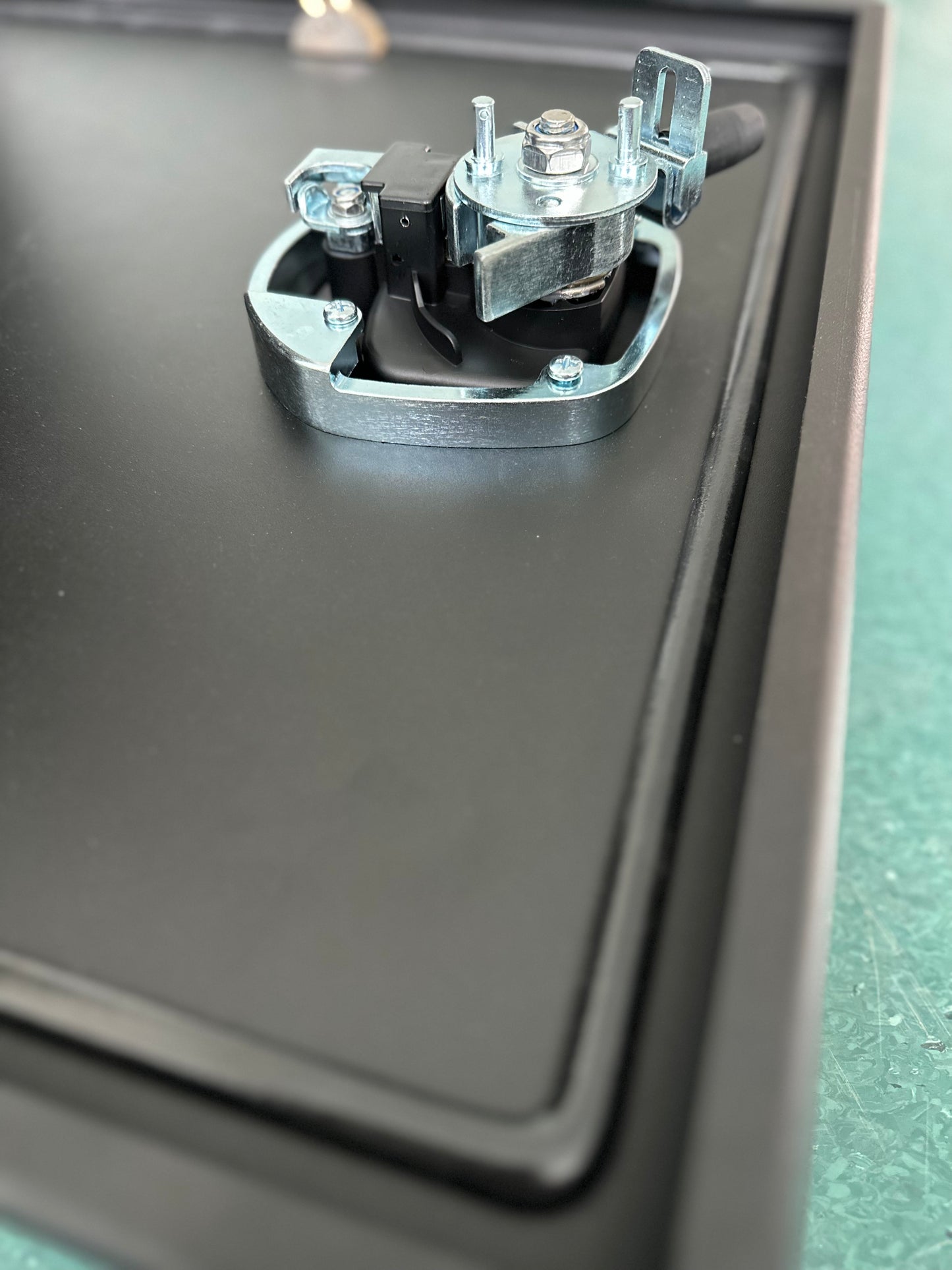 Sprinter Rear Passenger Door Gear Rack & Grande Aluminum Storage Box