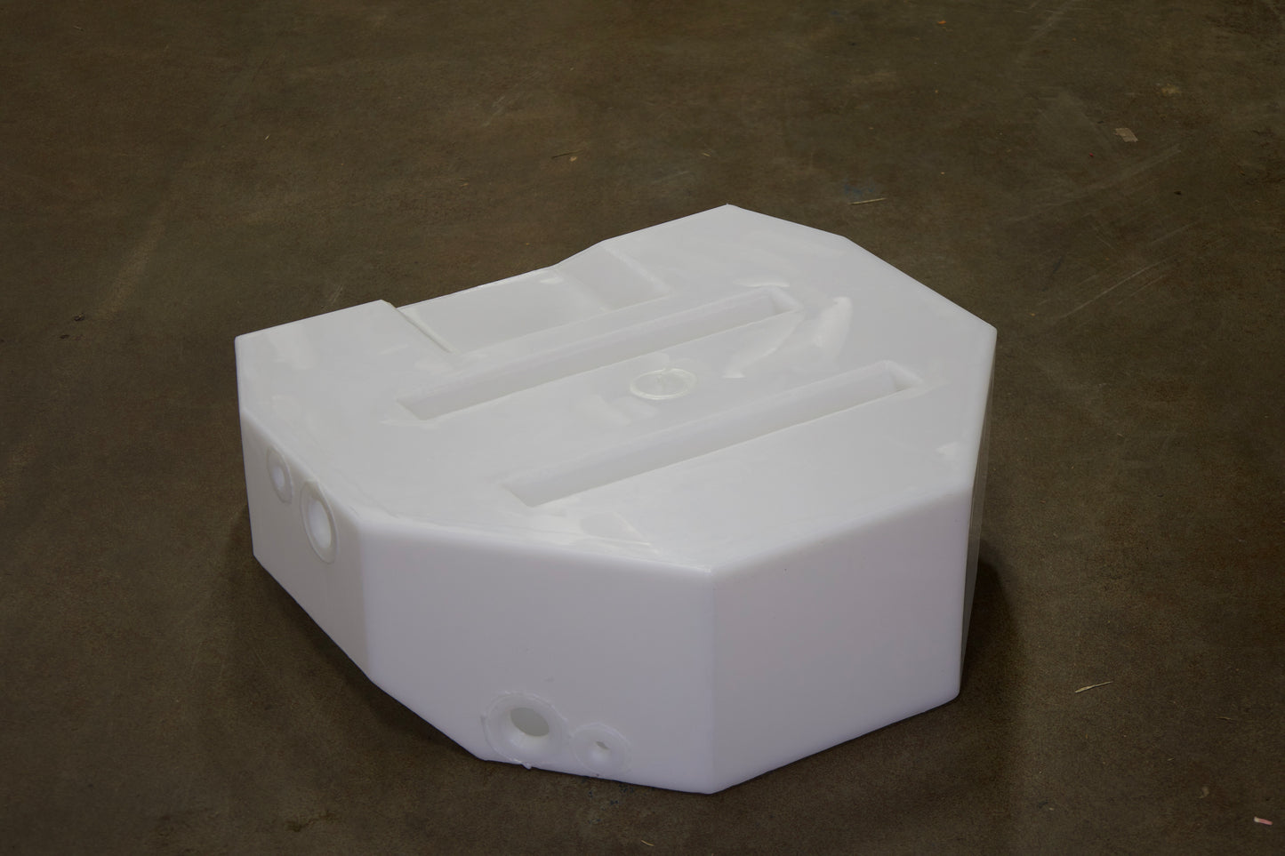 Sprinter Spare Tire Water Tank 32 Gal