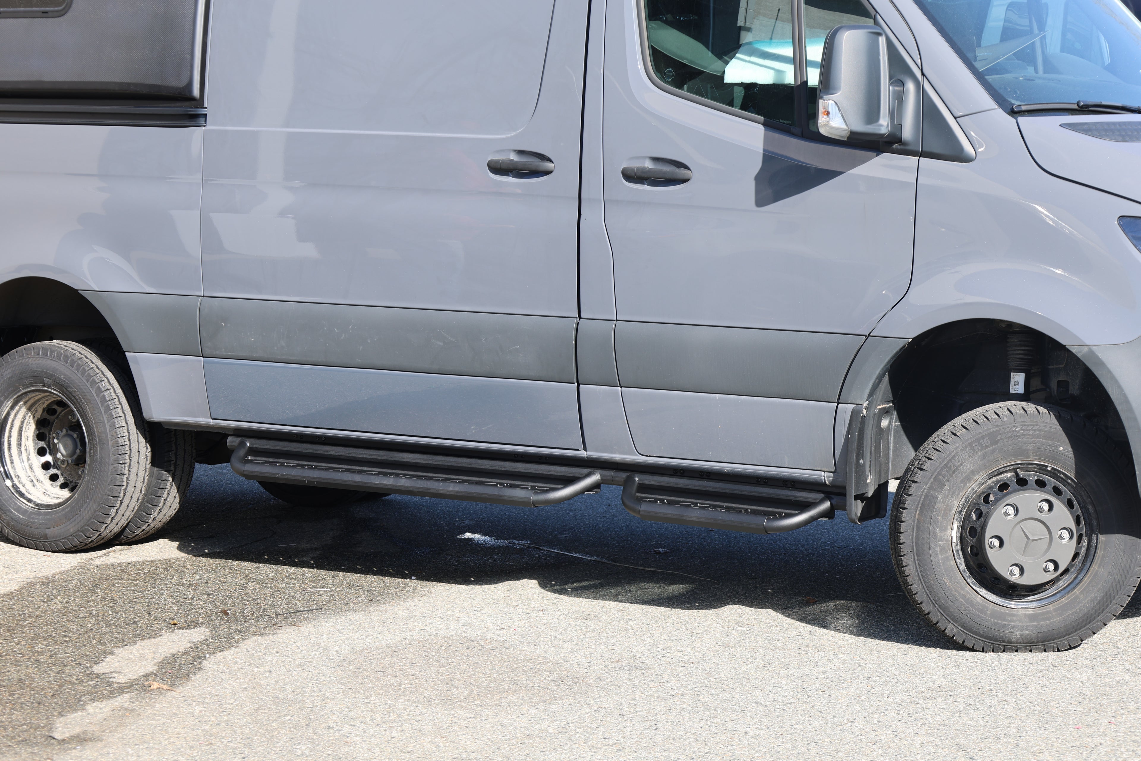Sprinter Running Boards – Hexagon Series