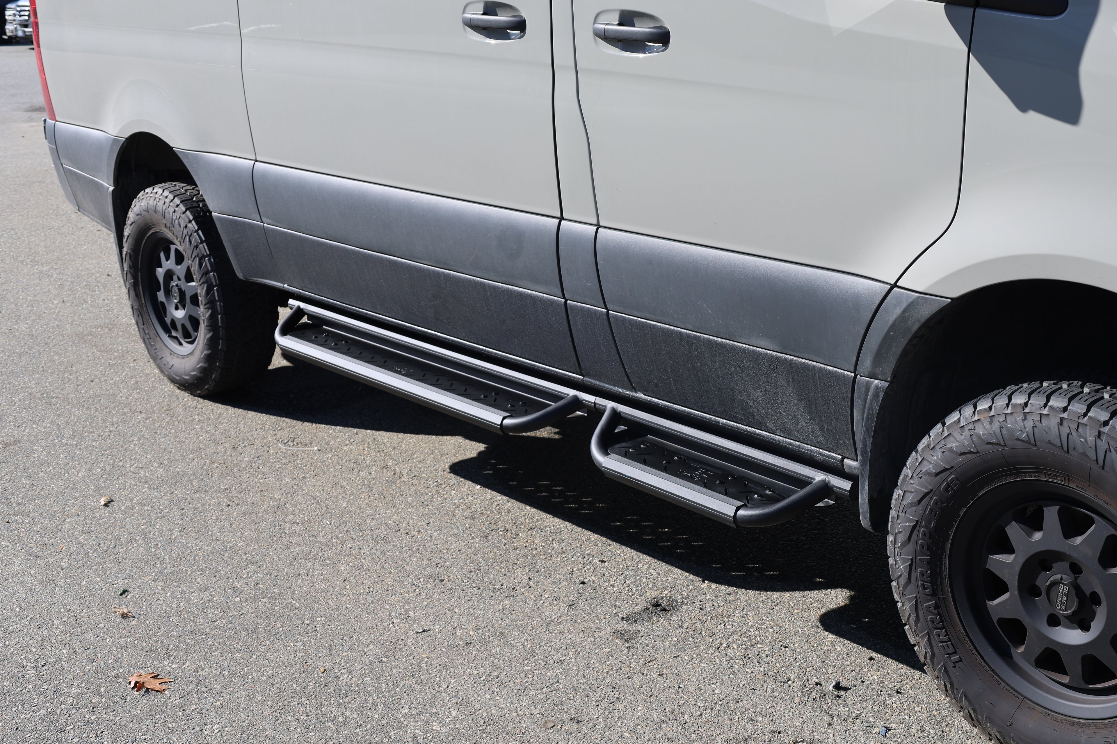 Sprinter Running Boards – Hexagon Series