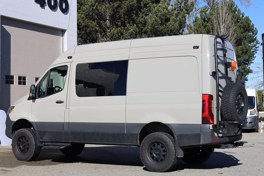 Sprinter Running Boards – Hexagon Series