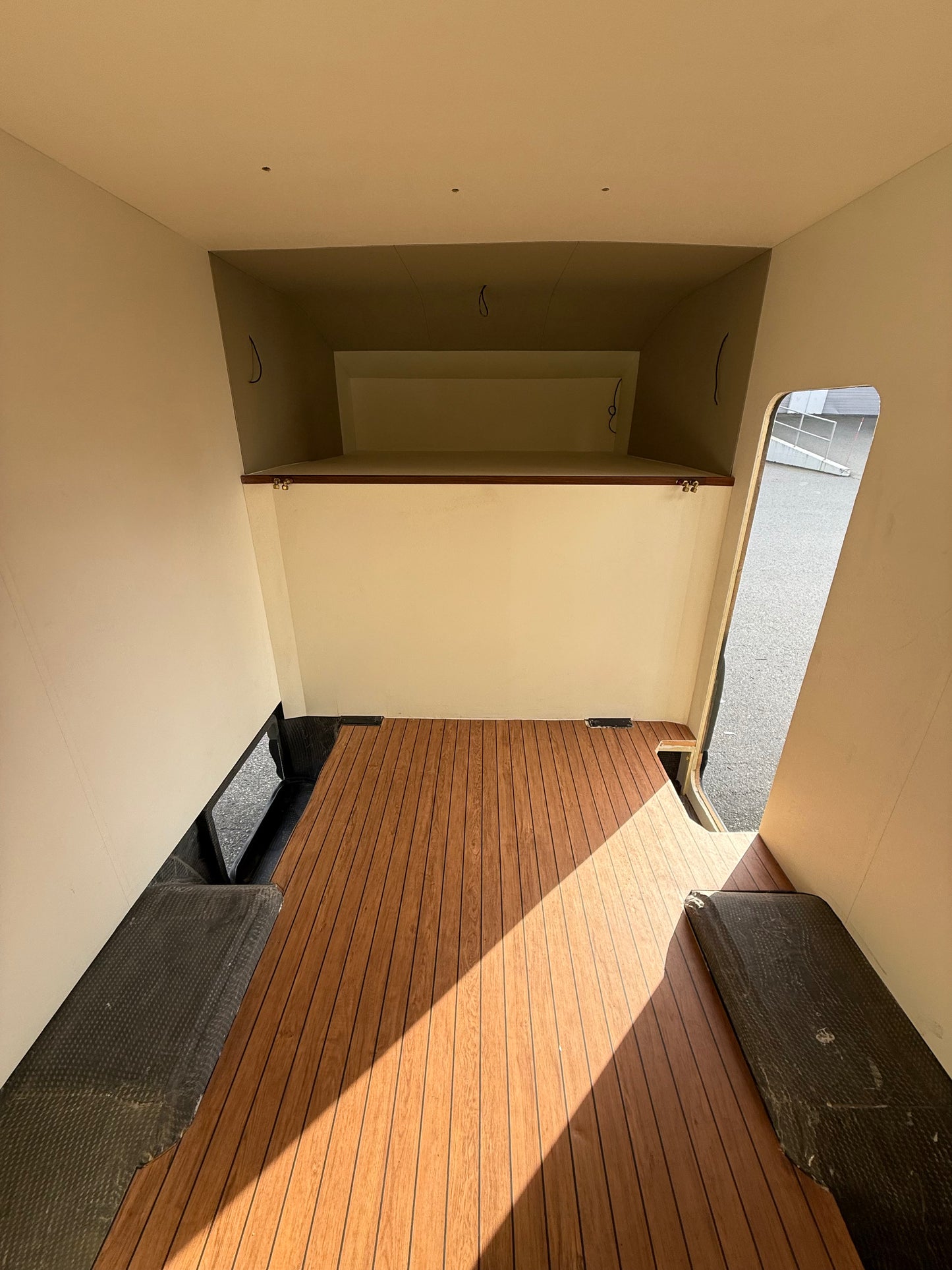 RoamLabX Carbon Fiber Truck Camper