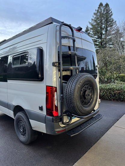 Sprinter two-in-one tire ladder carrier