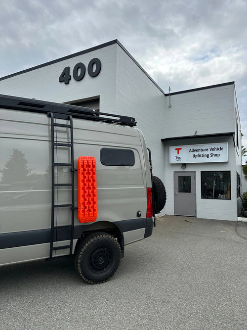Fenêtres incurvées pour camping-car / 70 x 30 cm R6000 
