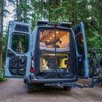 Panneaux de rangement inférieurs de porte arrière VanEssential Mercedes Sprinter VS30 (2019 - Actuel) (Paire)