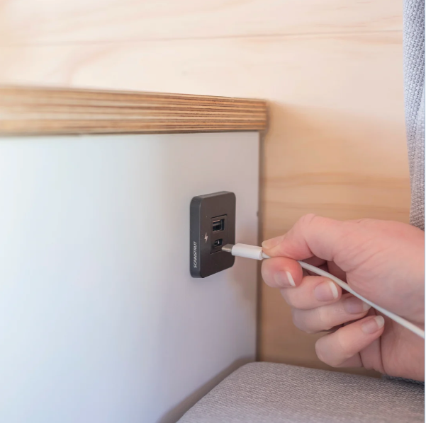 Scanstrut TILE USB-A & C Interior Charging Socket – Black Bezel