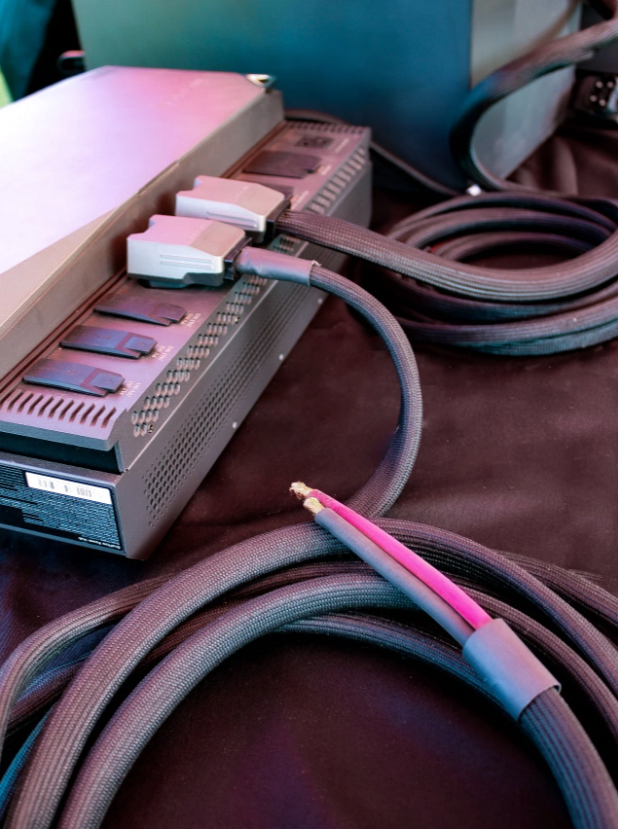 Câble de climatiseur 48 volts pour kits d'alimentation EcoFlow (4 bornes vers fil nu, 6 mètres)