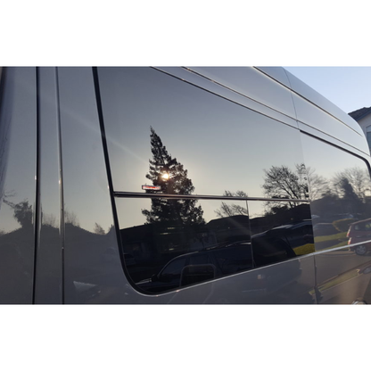 CRL FW625R 2007+ Sprinter Van Window